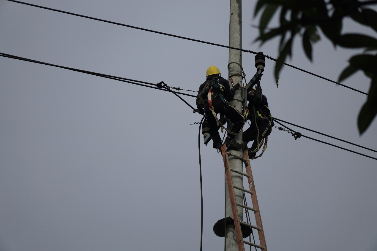 Instalarea rețelei FTTH: conectivitate cu fibră optică de mare viteză